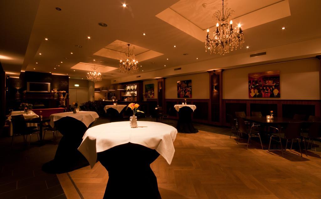 Hotel Restaurant St. Lambert Helmond Eksteriør billede